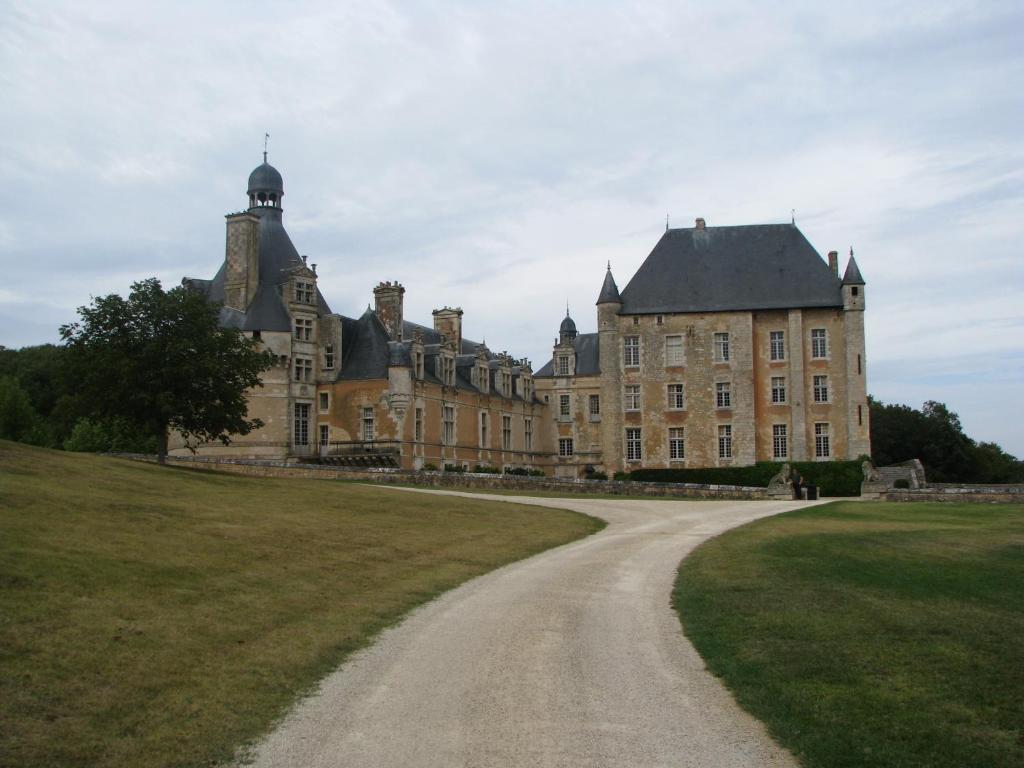 La Brasserie Chambre D'Hotes De Delphine Saulge Exterior photo